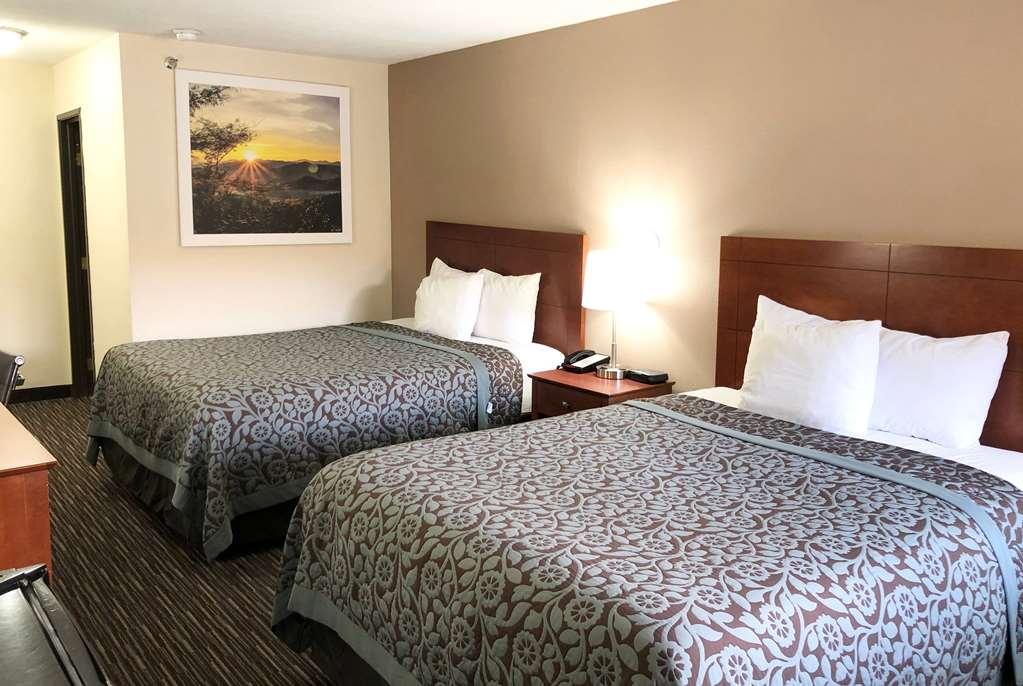 Days Inn By Wyndham Rio Rancho Room photo